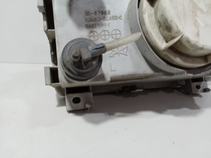 Recambio de faro izquierdo para skoda felicia pickup 1.3 referencia OEM IAM    Recambio de faro izquierdo para skoda felicia pickup 1.3 referencia OEM IAM