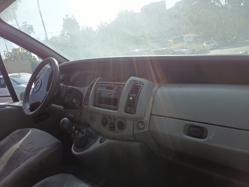 opel vivaro a furgoneta (x83) del año 2006