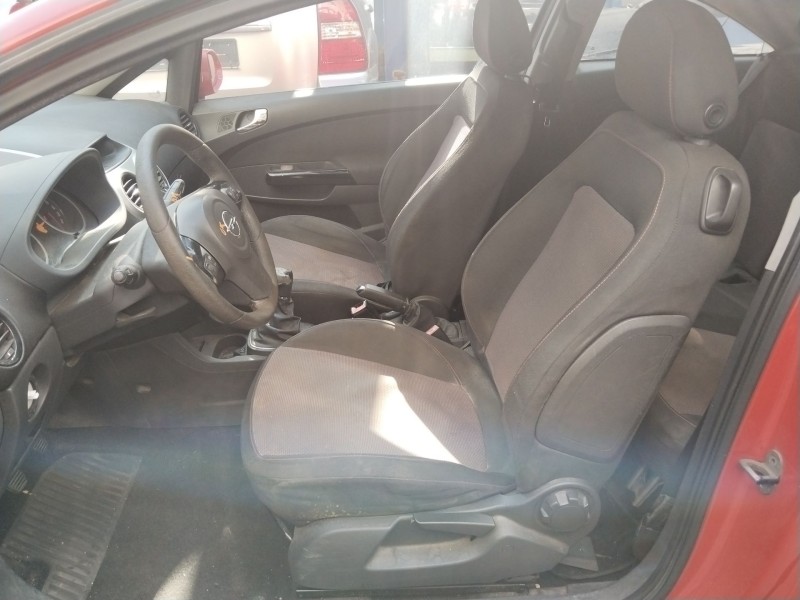 opel corsa d (s07) del año 2007