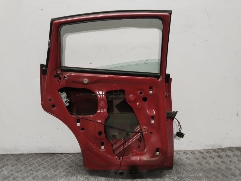 Recambio de puerta trasera izquierda para seat leon (1p1) 2.0 tdi 16v referencia OEM IAM 1P0833055  