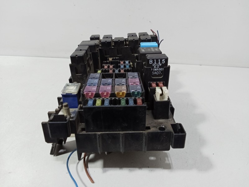 Recambio de caja reles / fusibles para mazda 6 hatchback (gg) 2.0 di (gg14) referencia OEM IAM GJ6F66760B  