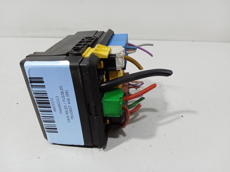 Recambio de caja reles / fusibles para peugeot 406 (8b) 1.8 16v referencia OEM IAM PA66B2013  