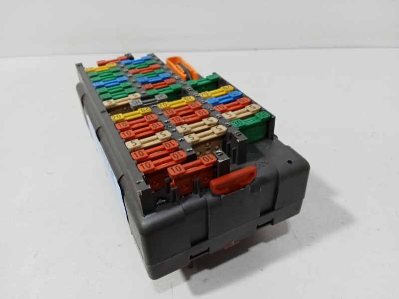 Recambio de caja reles / fusibles para peugeot 406 (8b) 1.8 16v referencia OEM IAM 9459288180  