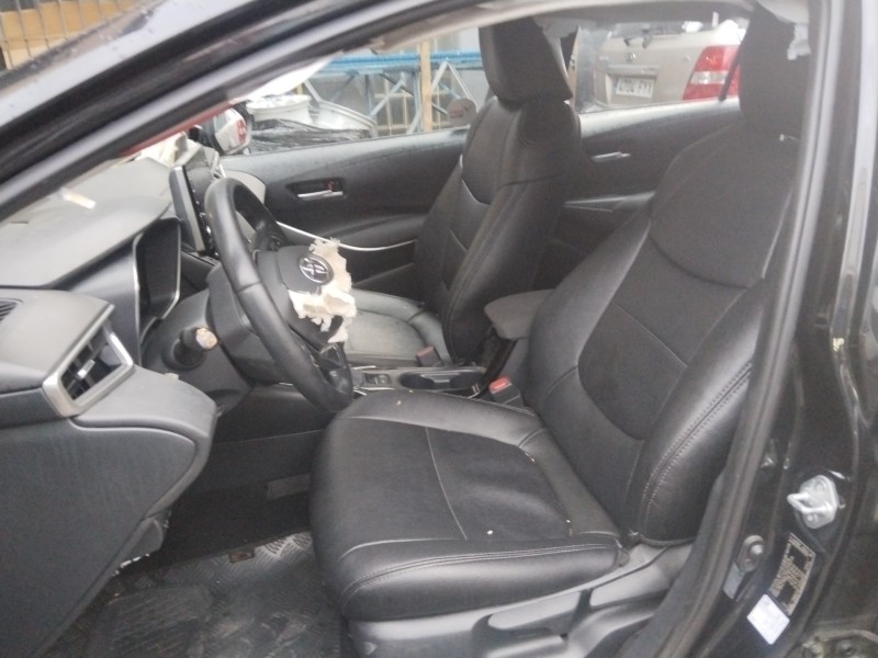 toyota corolla sedán (_e21_) del año 2022