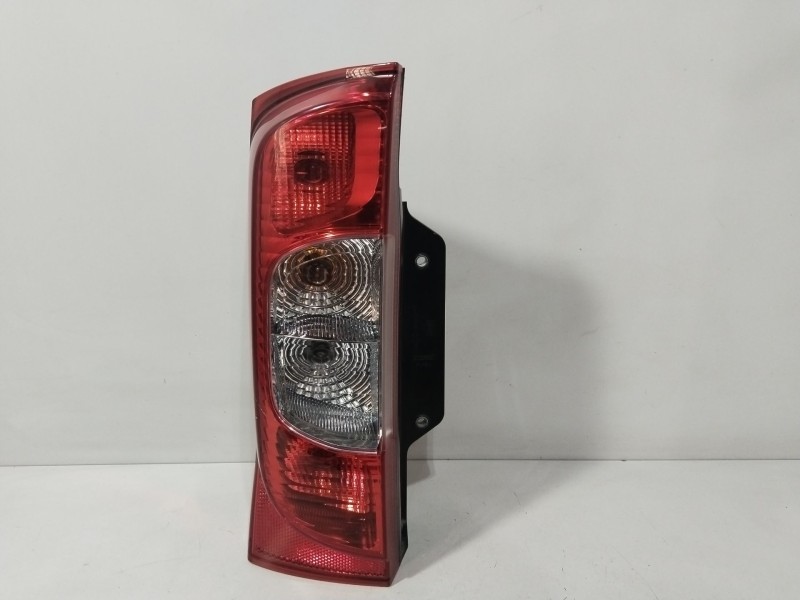 Recambio de piloto trasero izquierdo para peugeot bipper (aa_) 1.3 hdi 75 referencia OEM IAM 13201F  