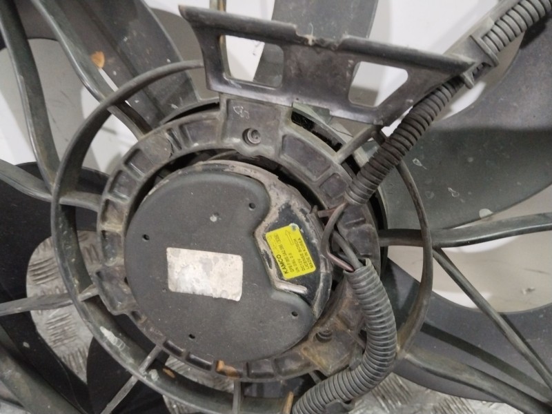 Recambio de electroventilador para kia carens iii monospace (un) 2.0 crdi 140 referencia OEM IAM 253801DXXX  
