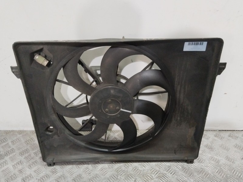 Recambio de electroventilador para kia carens iii monospace (un) 2.0 crdi 140 referencia OEM IAM 253801DXXX  
