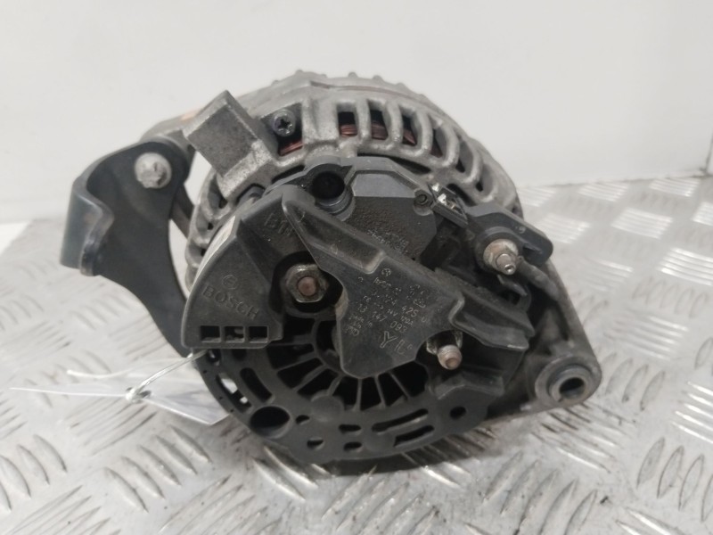 Recambio de alternador para opel zafira a monospace (t98) 1.8 16v (f75) referencia OEM IAM 13147093  