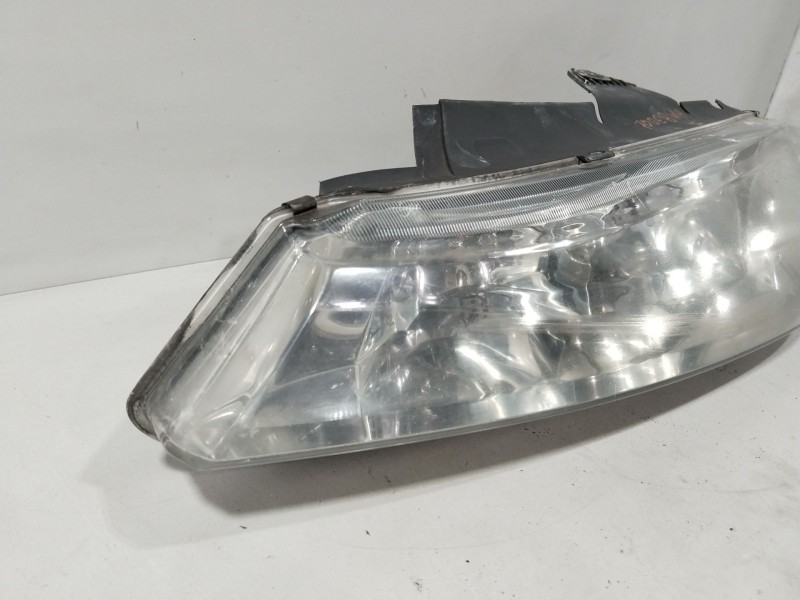 Recambio de faro izquierdo para peugeot 406 (8b) 2.0 16v referencia OEM IAM 0301175001  