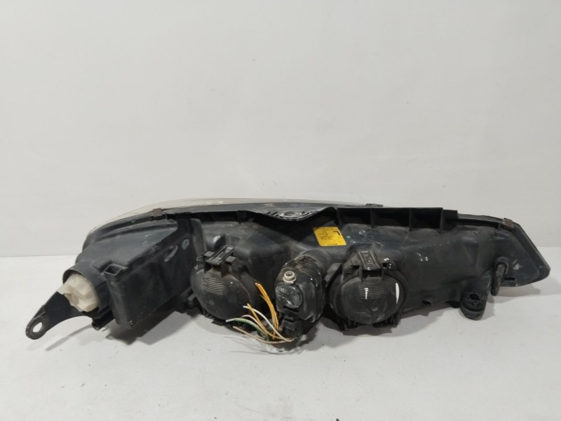 Recambio de faro izquierdo para peugeot 406 (8b) 2.0 16v referencia OEM IAM 0301175001  