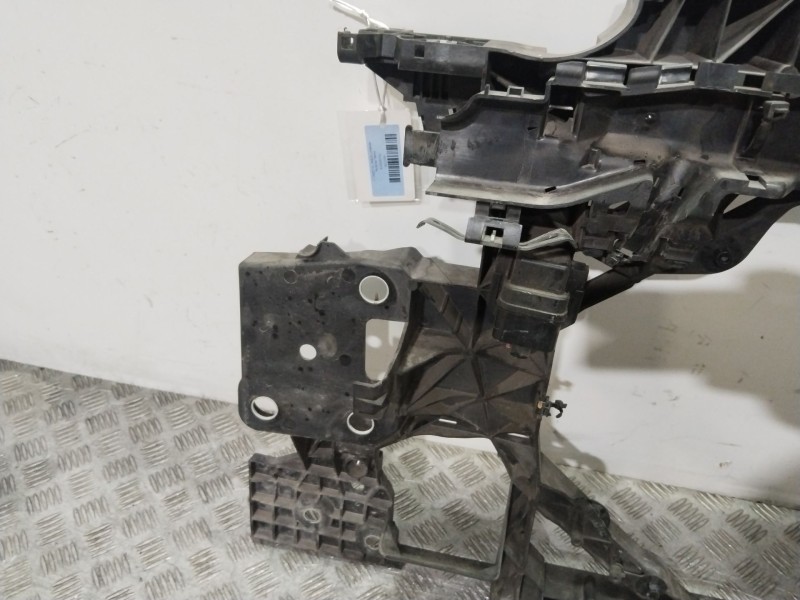 Recambio de panel frontal para renault scénic iii (jz0/1_) 1.4 16v (jz0f, jz1v) referencia OEM IAM 752100007R  