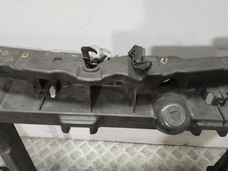 Recambio de panel frontal para peugeot 207/207+ (wa_, wc_) 1.6 hdi referencia OEM IAM    Recambio de panel frontal para peugeot 207/207+ (wa_, wc_) 1.6 hdi referencia OEM IAM