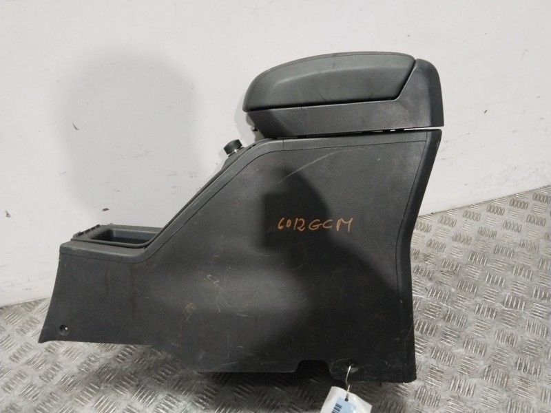 Recambio de apoyabrazos central para opel antara a (l07) 2.0 cdti 4x4 referencia OEM IAM 4813627  