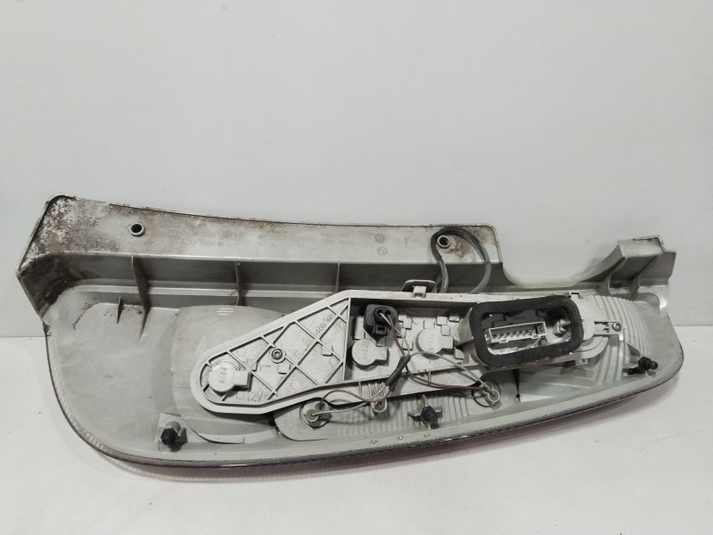 Recambio de piloto trasero izquierdo para skoda roomster (5j7) 1.4 tdi referencia OEM IAM 5J7945111  