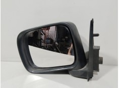 Recambio de retrovisor izquierdo para nissan terrano ii (r20) 2.7 tdi 4wd referencia OEM IAM 963020F000  MANUAL