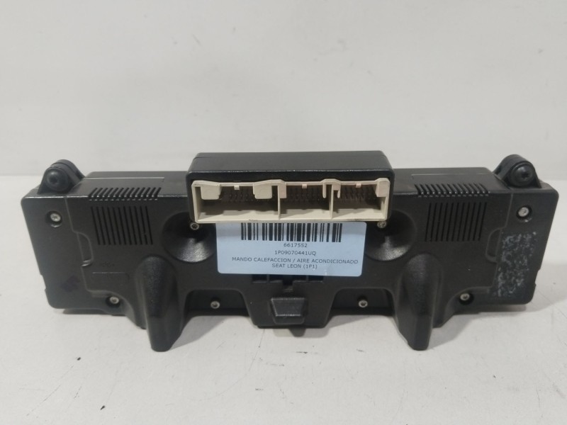 Recambio de mando calefaccion / aire acondicionado para seat leon (1p1) 2.0 tdi 16v referencia OEM IAM 1P09070441UQ  