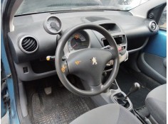 peugeot 107 (pm_, pn_) del año 2008 2