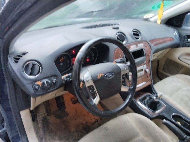 ford mondeo iv sedán (ba7) del año 2008