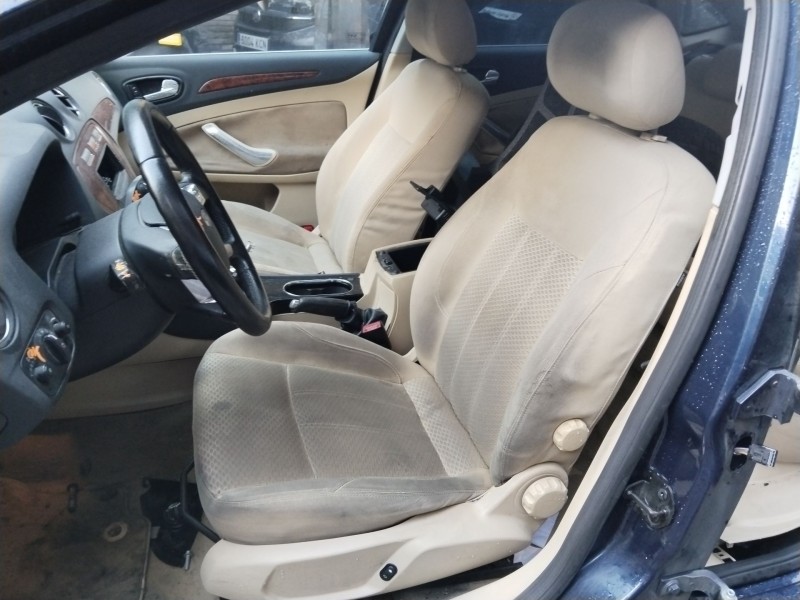 ford mondeo iv sedán (ba7) del año 2008