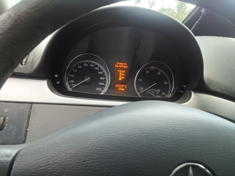 mercedes-benz viano (w639) del año 2009