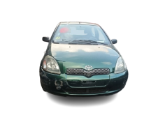 toyota yaris (_p1_) del año 2001