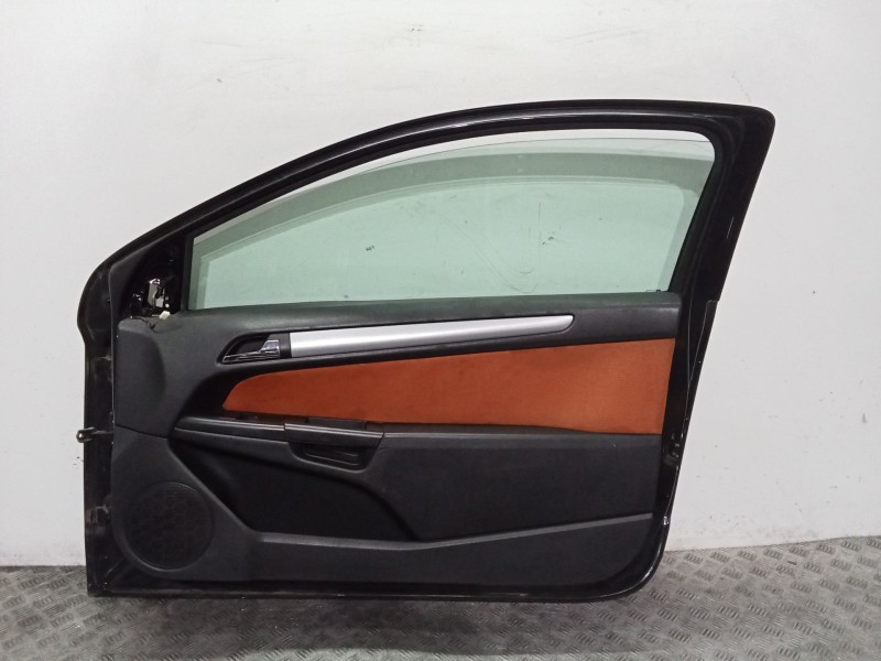 Recambio de puerta delantera derecha para opel astra h gtc (a04) 1.6 (l08) referencia OEM IAM 13168044  