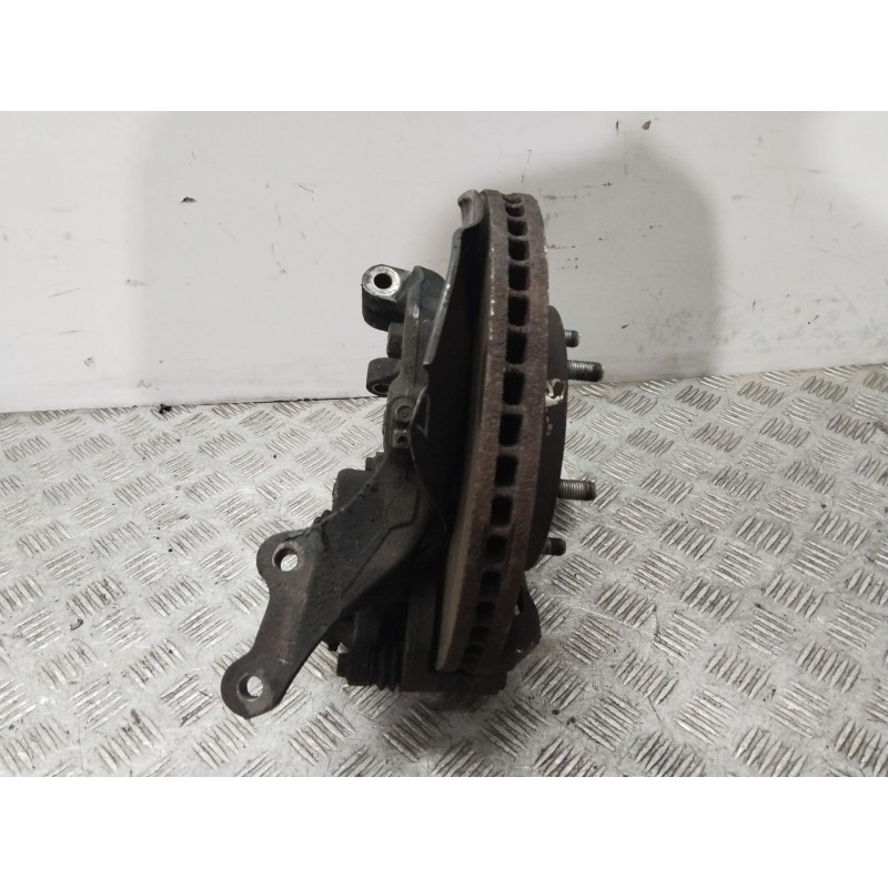 Recambio de mangueta delantera derecha para kia carnival / grand carnival iii (vq) 2.9 crdi referencia OEM IAM 517164D000  