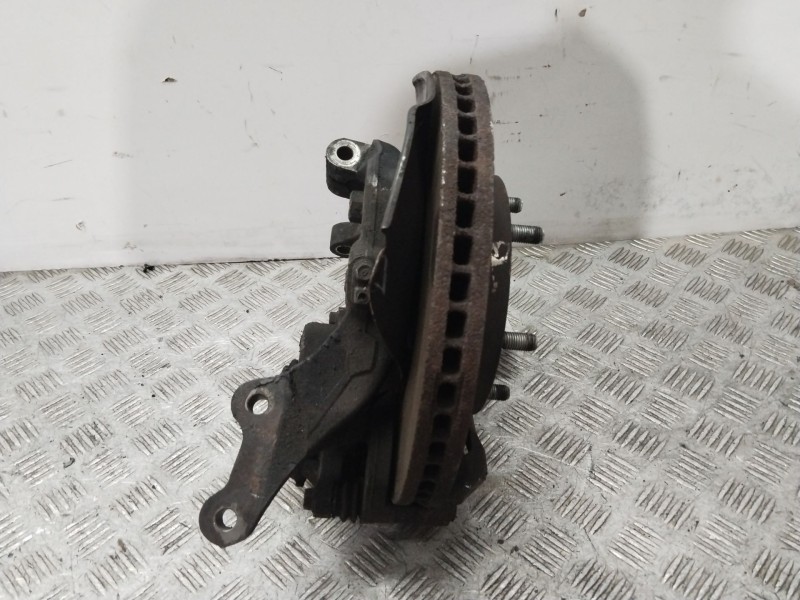 Recambio de mangueta delantera derecha para kia carnival / grand carnival iii (vq) 2.9 crdi referencia OEM IAM 517164D000  