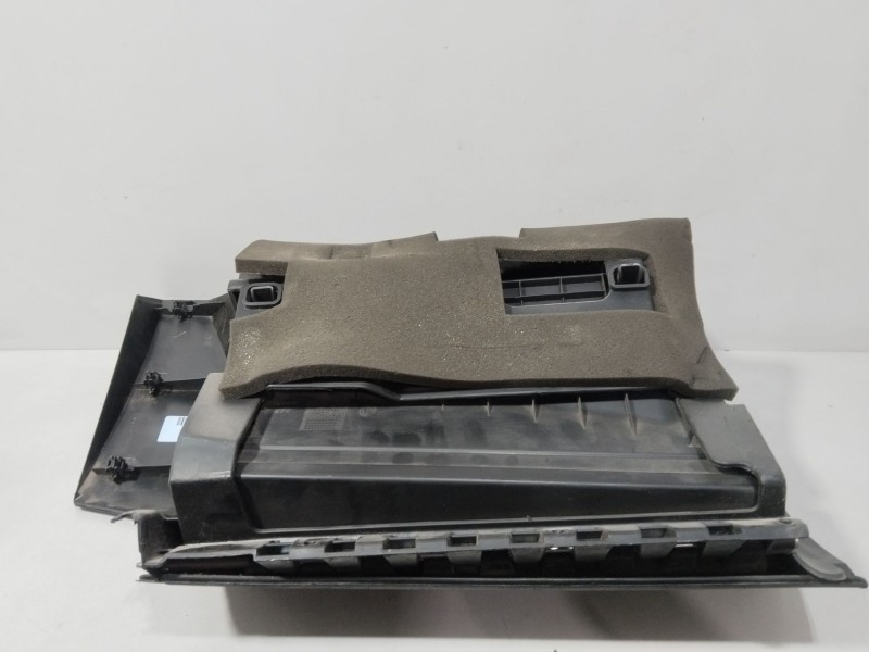 Recambio de guantera para peugeot bipper (aa_) 1.3 hdi 75 referencia OEM IAM 8226QV  