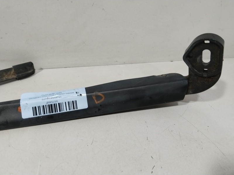 Recambio de brazo limpia delantero derecho para seat leon (1p1) 2.0 tdi 16v referencia OEM IAM 1P0955410A1P9  