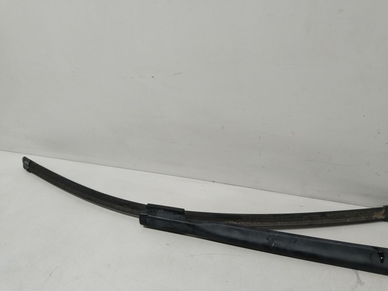 Recambio de brazo limpia delantero derecho para seat leon (1p1) 2.0 tdi 16v referencia OEM IAM 1P0955410A1P9  