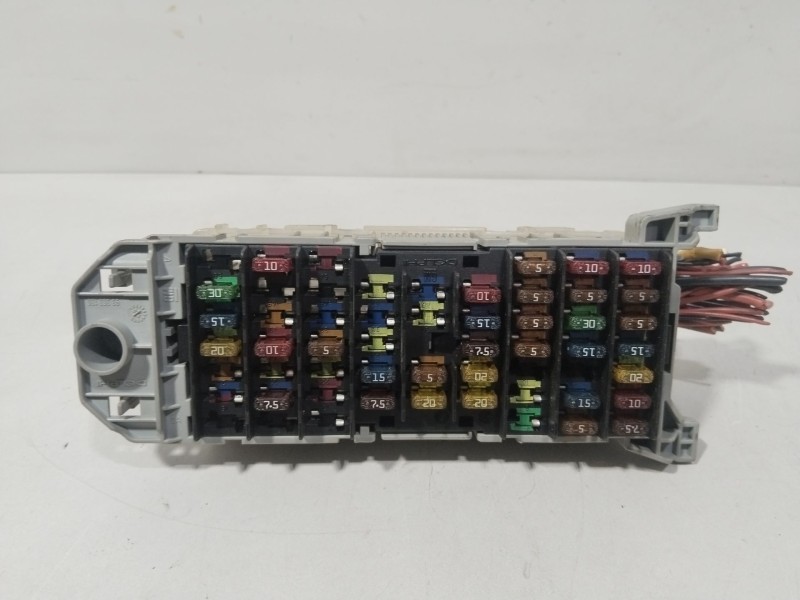 Recambio de caja reles / fusibles para opel meriva a monospace (x03) 1.8 (e75) referencia OEM IAM 93332763  