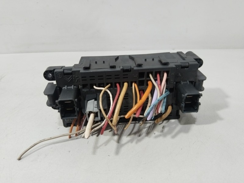 Recambio de caja reles / fusibles para citroën xsara (n1) 1.6 16v referencia OEM IAM 9635519180  