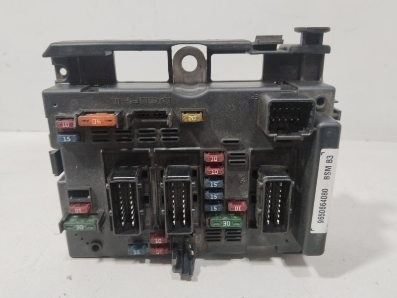 Recambio de caja reles / fusibles para citroën xsara (n1) 1.6 16v referencia OEM IAM 9650664080  