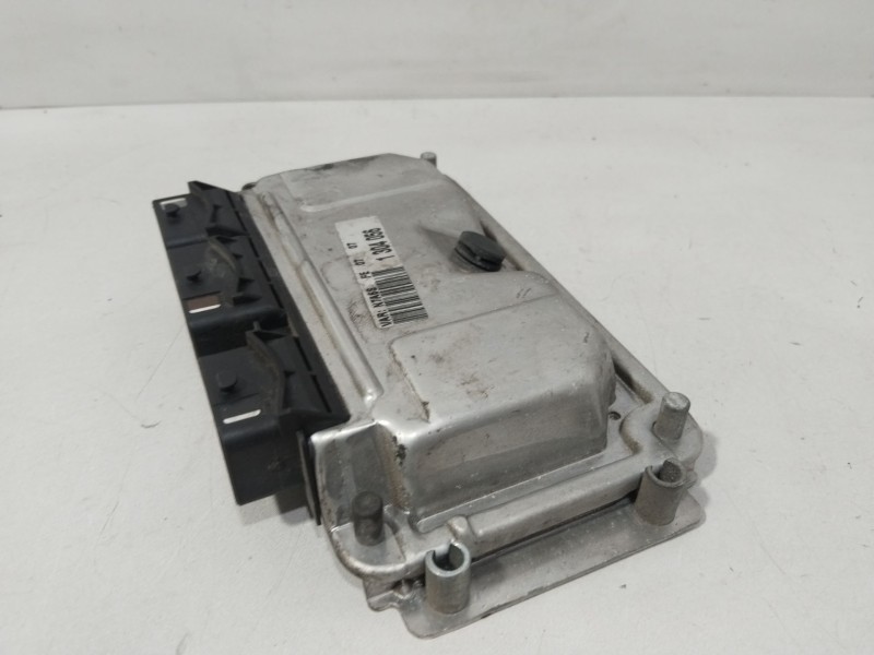 Recambio de centralita motor uce para citroën xsara (n1) 1.6 16v referencia OEM IAM 0281206606  