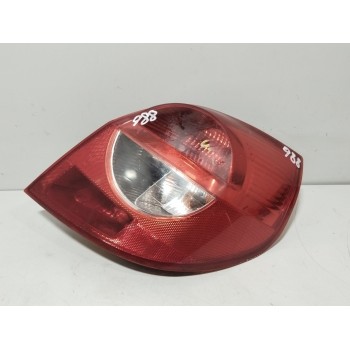 PILOTO TRASERO DERECHO 8200459960 