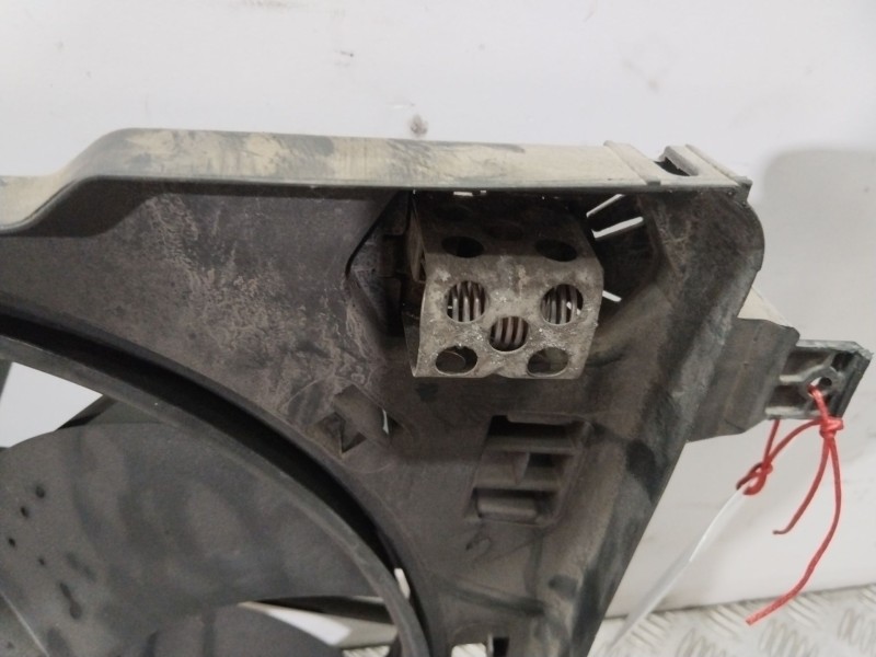 Recambio de electroventilador para renault megane ii station wagon (km0/1_) 1.6 referencia OEM IAM 8200151464  