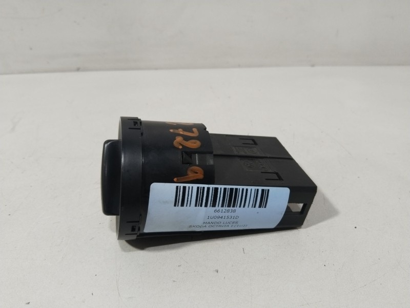 Recambio de mando luces para skoda octavia i (1u2) 1.9 tdi referencia OEM IAM 1U0941531D  