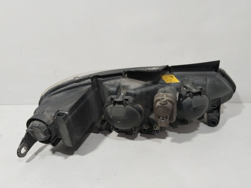 Recambio de faro izquierdo para peugeot 406 (8b) 1.8 16v referencia OEM IAM 0301037021  