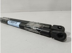 Recambio de amortiguadores maletero / porton para toyota corolla (_e12_) 2.0 d-4d (cde120r_, cde120l_) referencia OEM IAM 689500 2