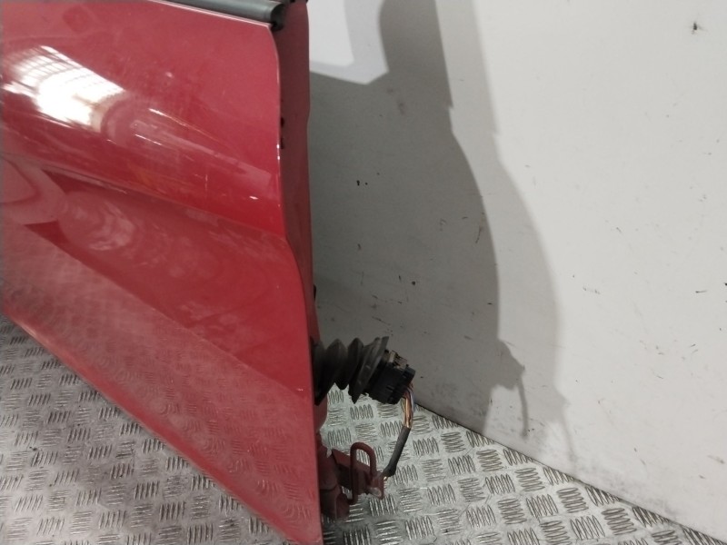 Recambio de puerta delantera derecha para seat altea (5p1) 2.0 tdi referencia OEM IAM 5P0831056A  ROJO