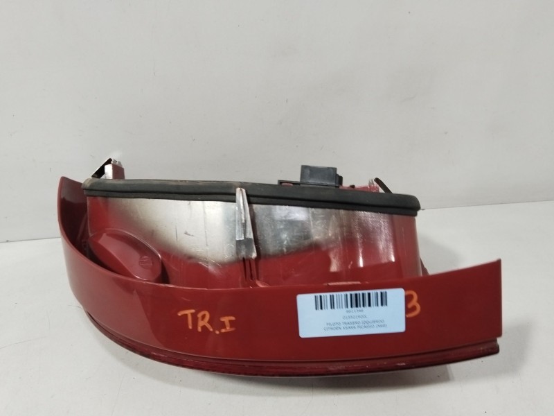 Recambio de piloto trasero izquierdo para citroën xsara picasso (n68) 1.6 hdi referencia OEM IAM 015521920L  