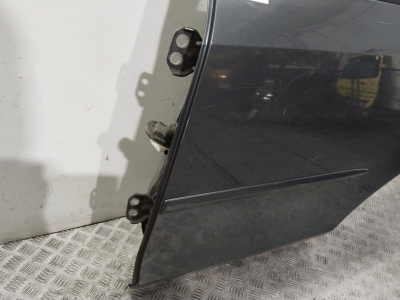 Recambio de puerta trasera izquierda para mazda 2 (dy) 1.4 cd referencia OEM IAM DD1073020G  GRIS