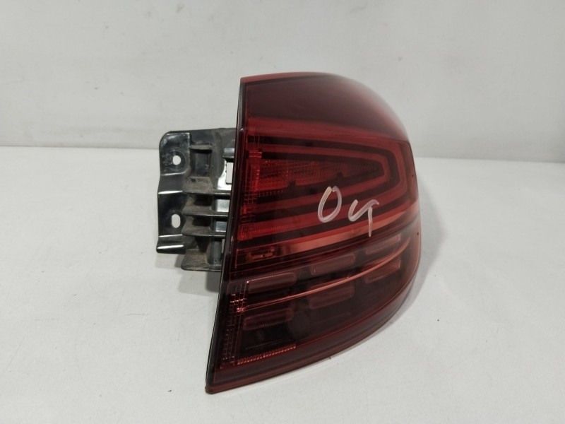 Recambio de piloto trasero derecho para kia ceed tourer (cd) 1.6 crdi 136 referencia OEM IAM 92402J7150  