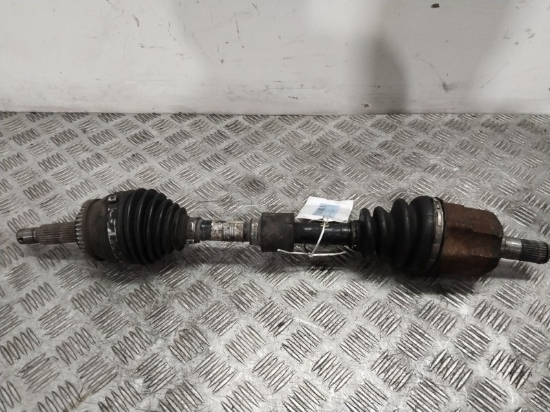 Recambio de transmision delantera izquierda para kia cee´d active referencia OEM IAM 495011H210  