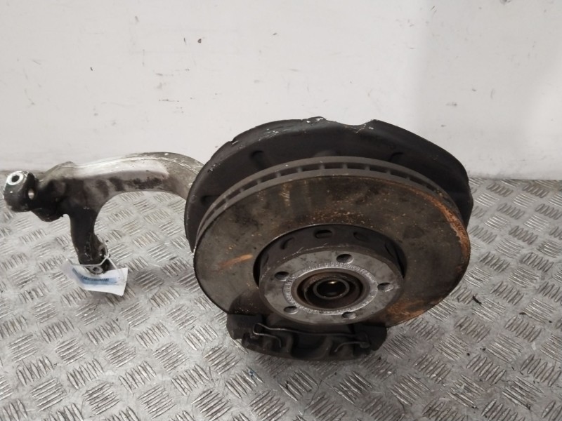 Recambio de mangueta delantera derecha para audi a4 b6 (8e2) 1.6 referencia OEM IAM 8E0407254C  