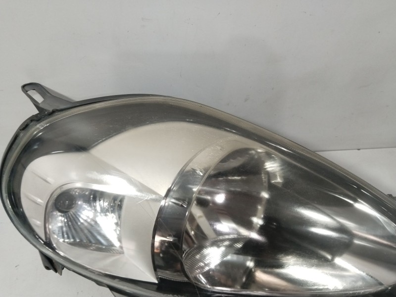Recambio de faro derecho para fiat punto (199_) 1.2 (199axz1a, 199bxz1a) referencia OEM IAM 89102045DX  