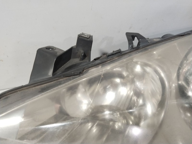 Recambio de faro izquierdo para peugeot 307 (3a/c) 1.6 16v referencia OEM IAM 9681834880  