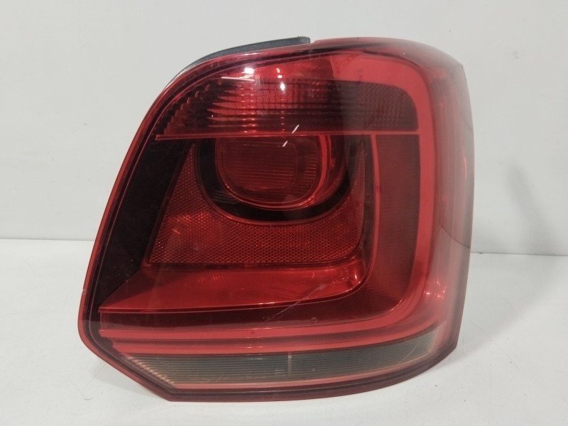 Recambio de piloto trasero derecho para volkswagen polo v (6r1, 6c1) 1.4 (6r1) referencia OEM IAM 0284156106  