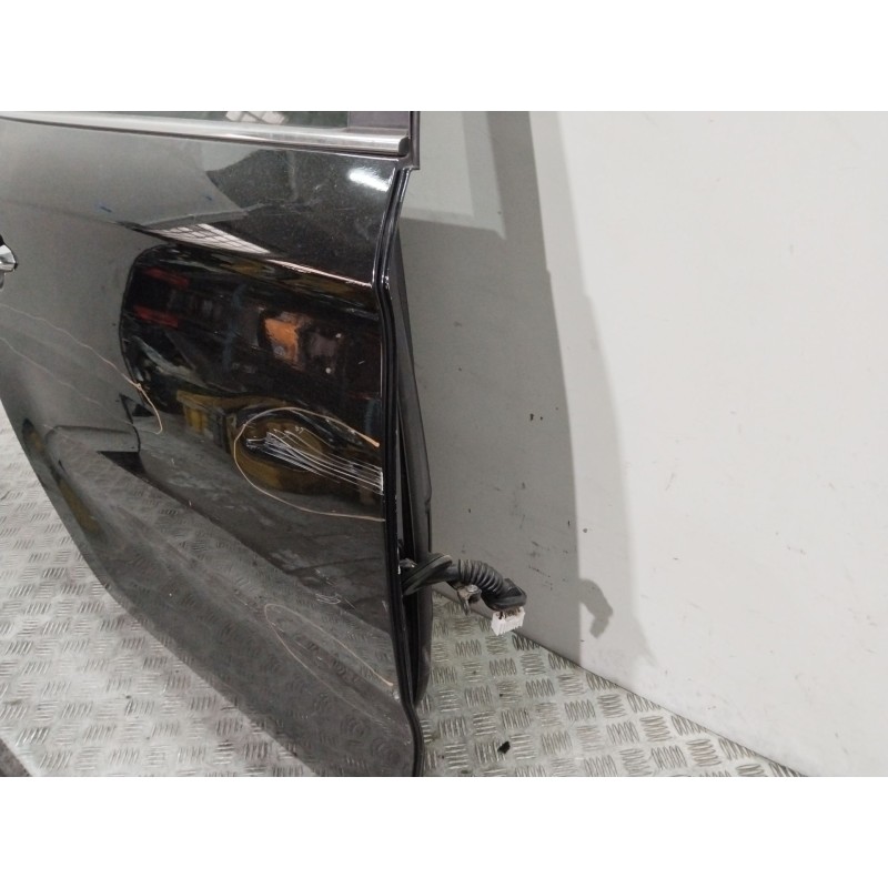 Recambio de puerta trasera derecha para kia carens iv 1.6 gdi referencia OEM IAM 77004A4000  NEGRO Recambio de puerta trasera derecha para kia carens iv 1.6 gdi referencia OEM IAM 77004A4000  NEGRO
